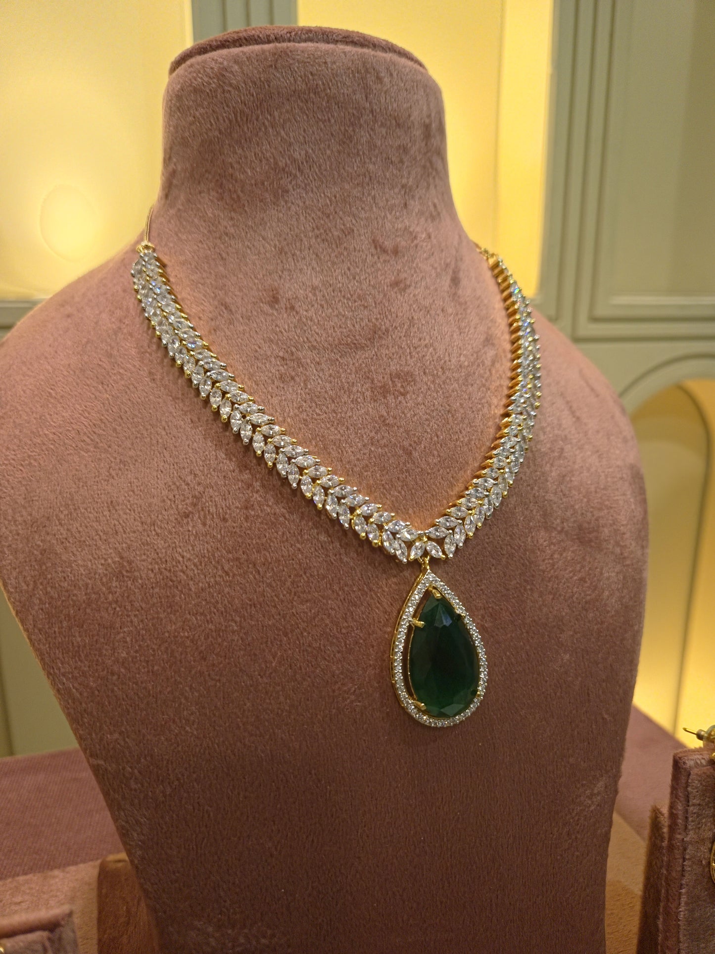 The Emerald Verdant Pear Suite