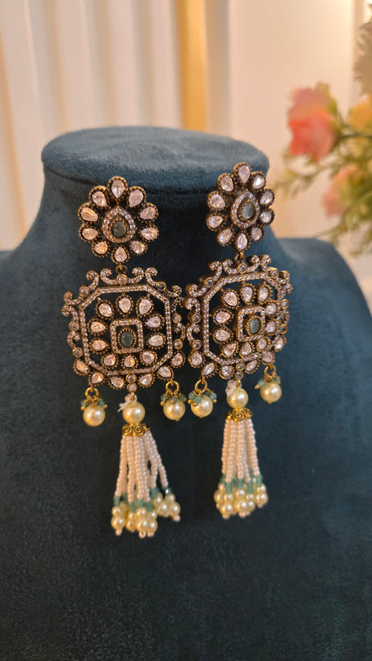 The Rajwada Pearl Tassel Haar Set