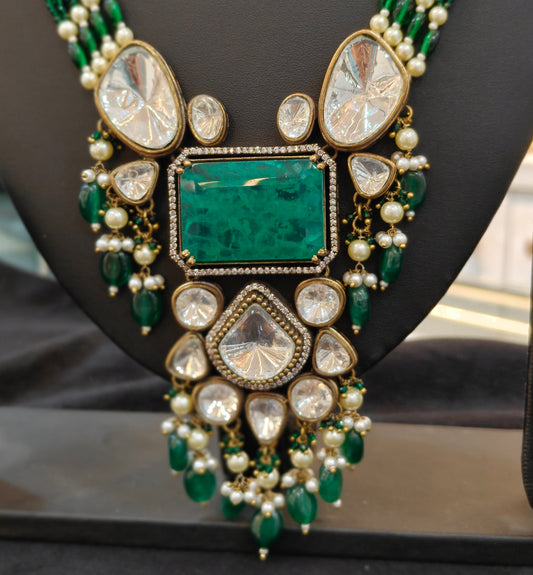 The Aranya-Vilaas Heritage Regent Necklace