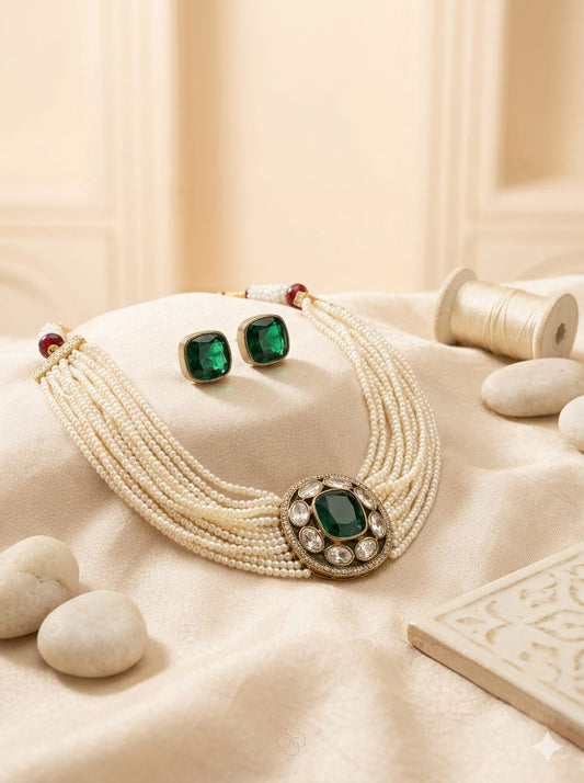Emerald Stone Pearl Galabandh