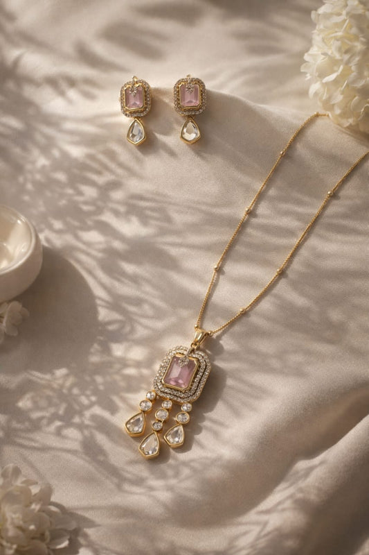 The Rose Noor Pendant Set