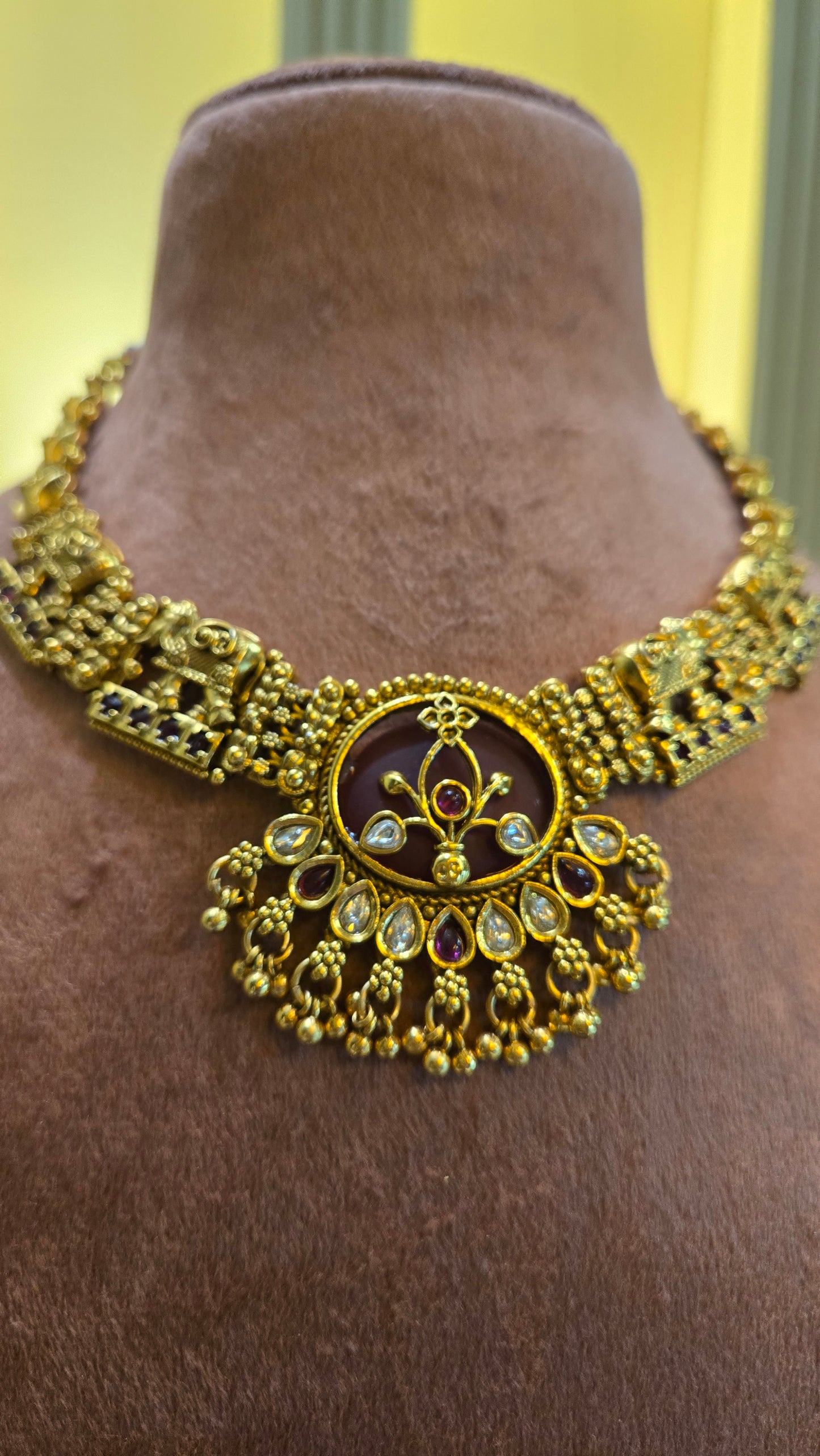 The Gaja-Lakshmi Antique Heritage Set