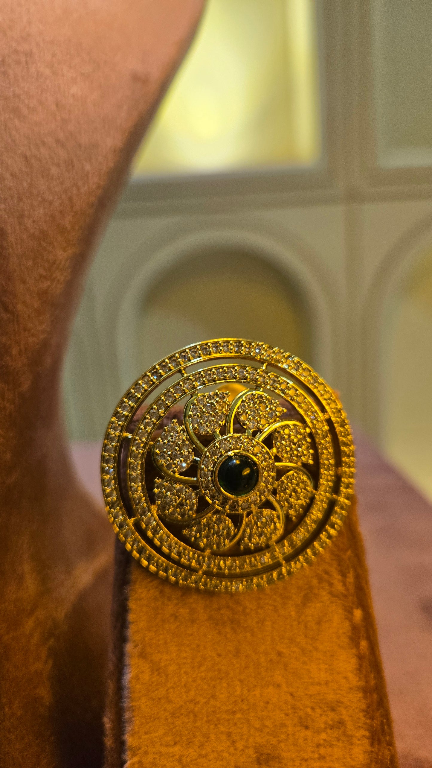 Emerald Antique Gold Hasli Set