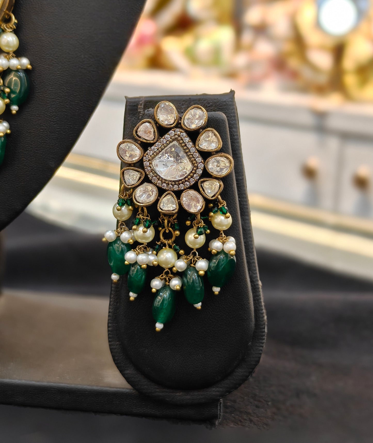 The Aranya-Vilaas Heritage Regent Necklace
