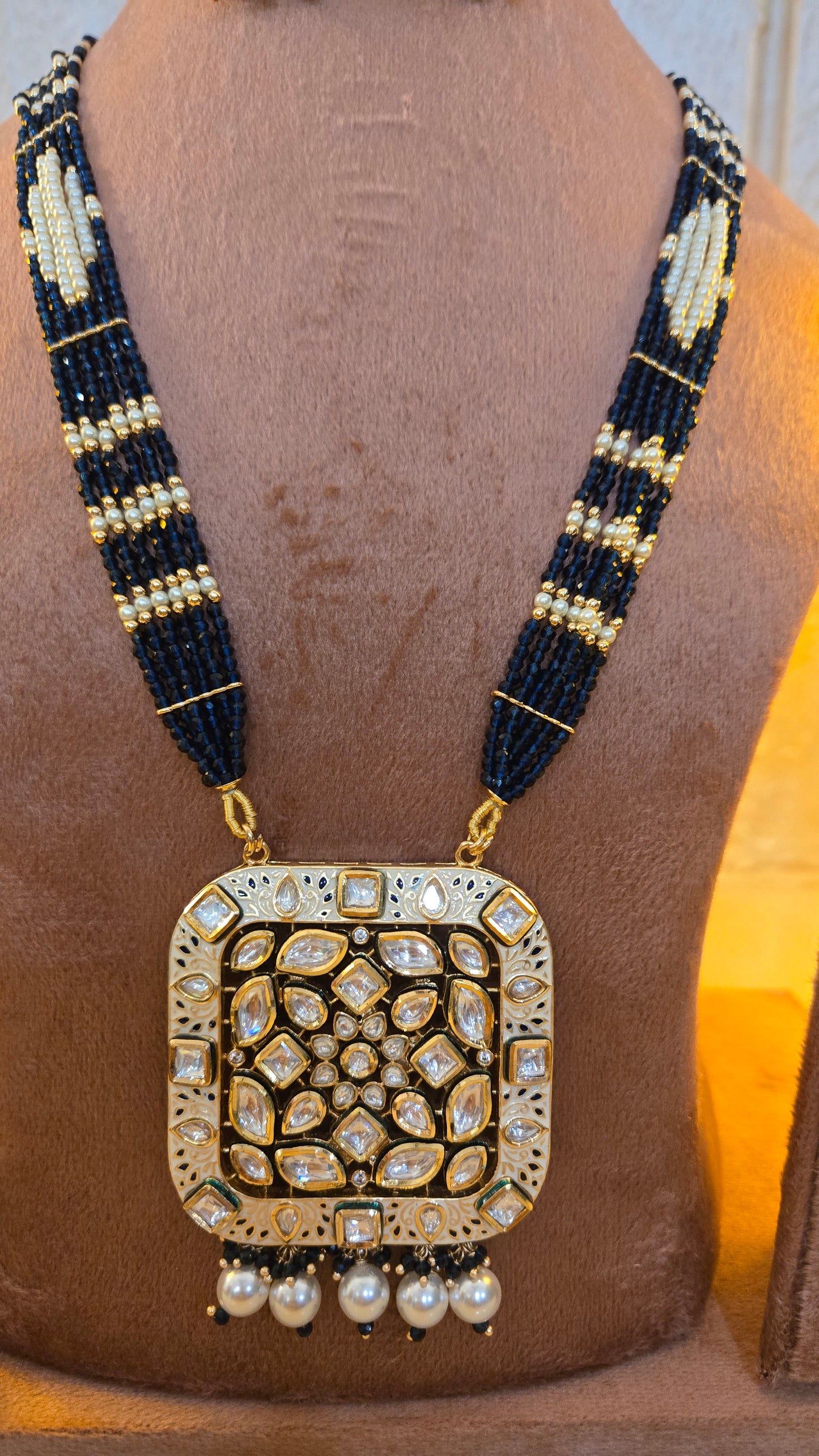 The Noor-e-Raj Polki Haar Set