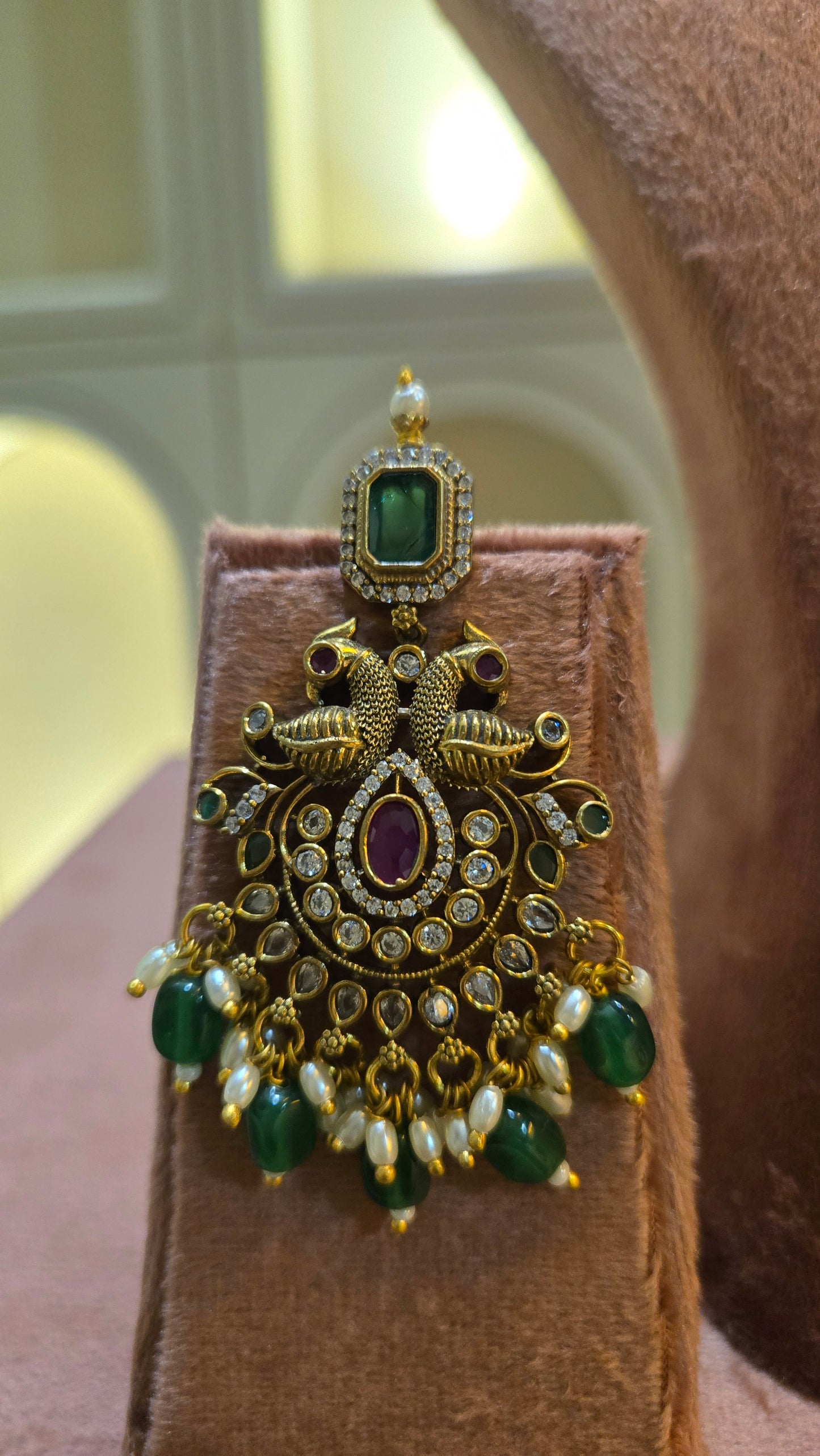 The Royal Mayur Kemp Set