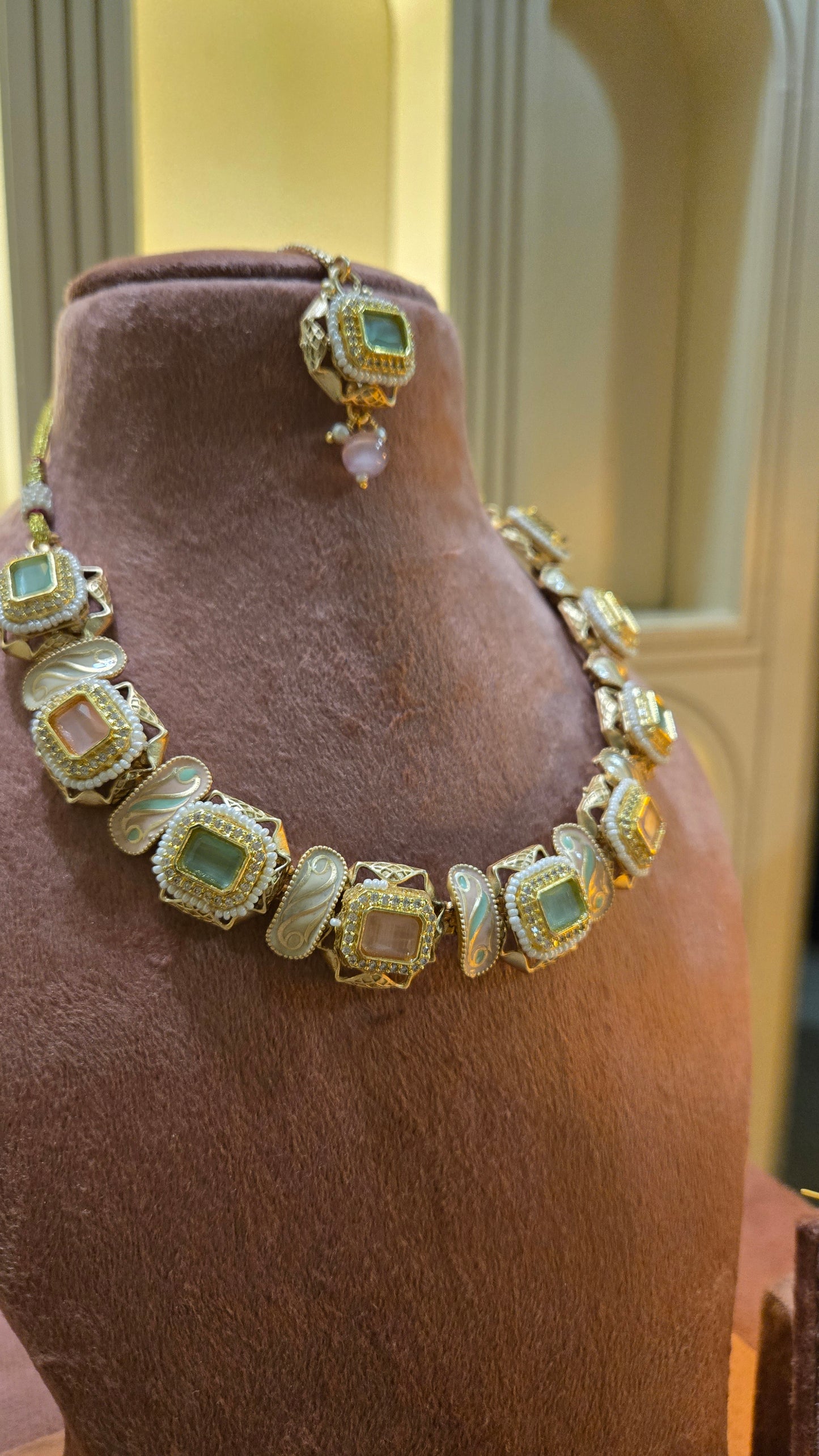 Maharani Pastel Heirloom Necklace Set