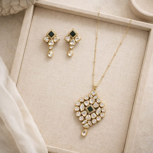 The Emerald Mosaic Long Pendant set