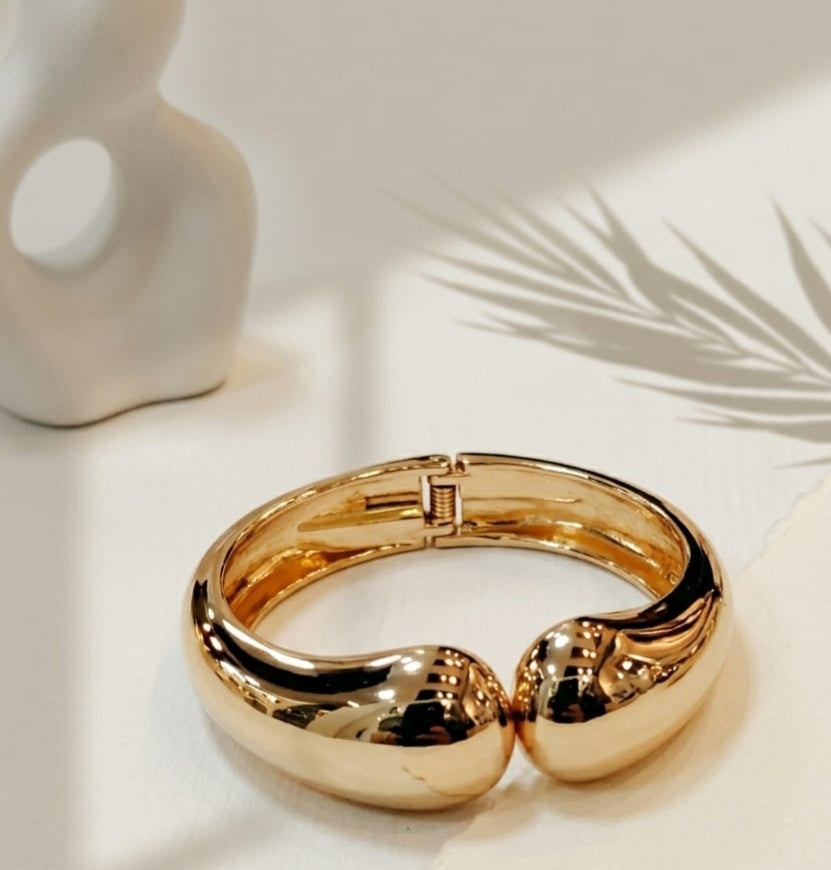 The NIRVAE Dome Fusion Bracelet