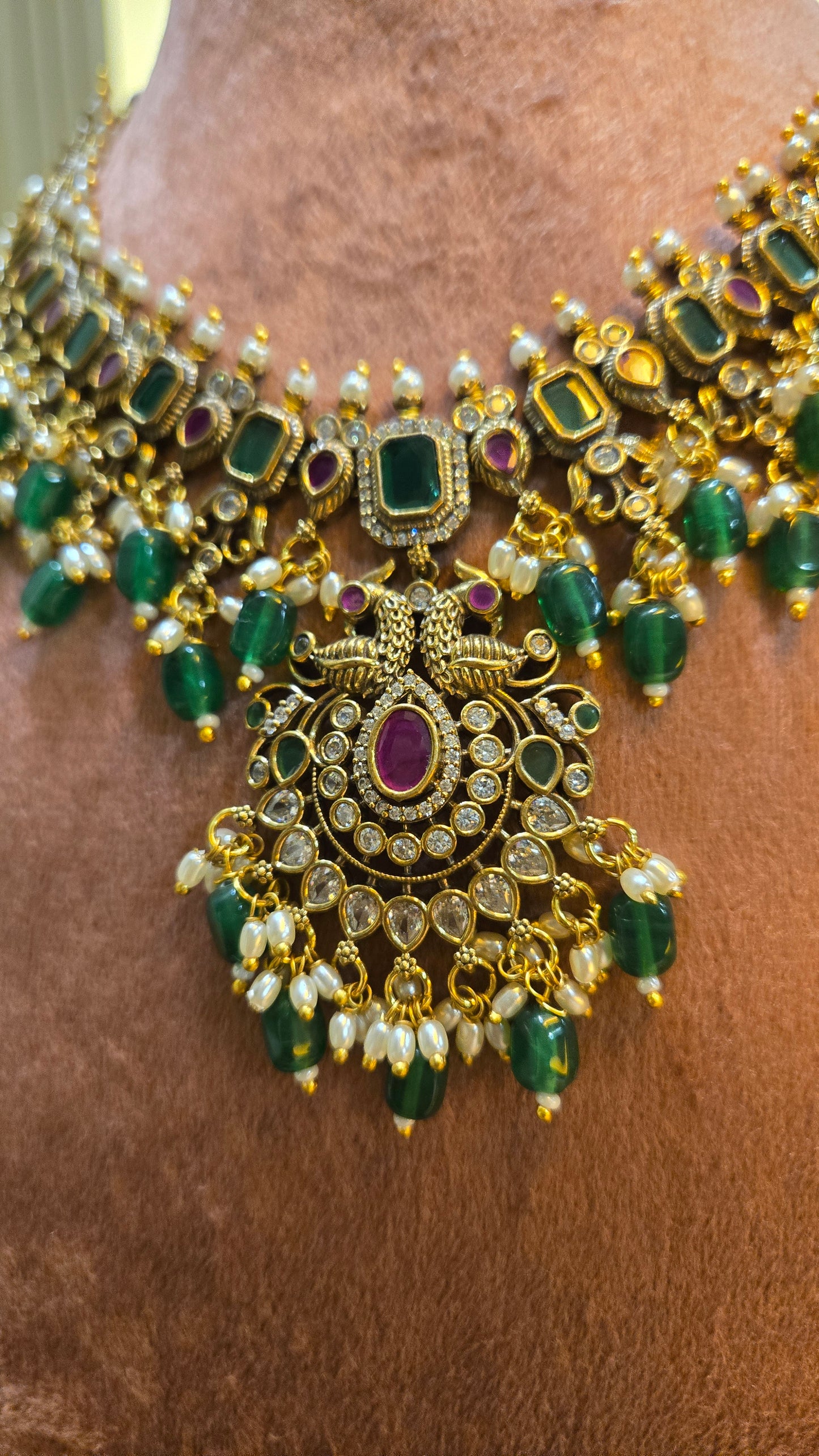 The Royal Mayur Kemp Set
