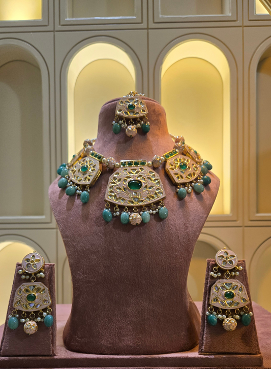 Heirloom Emerald Polki Bridal Set