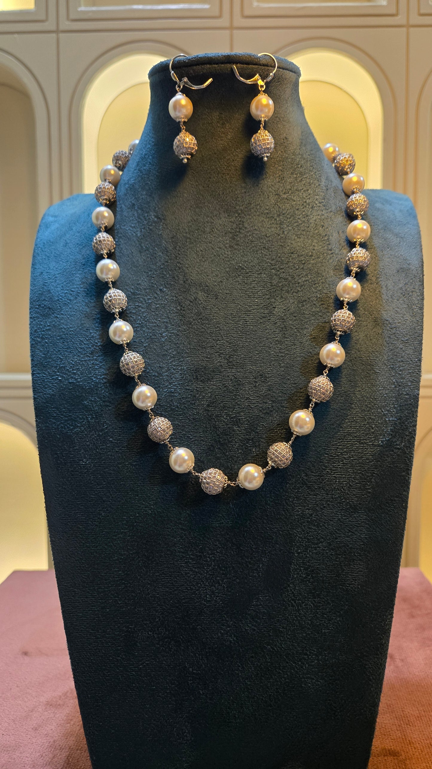 Ivory Royale Pearl Necklace