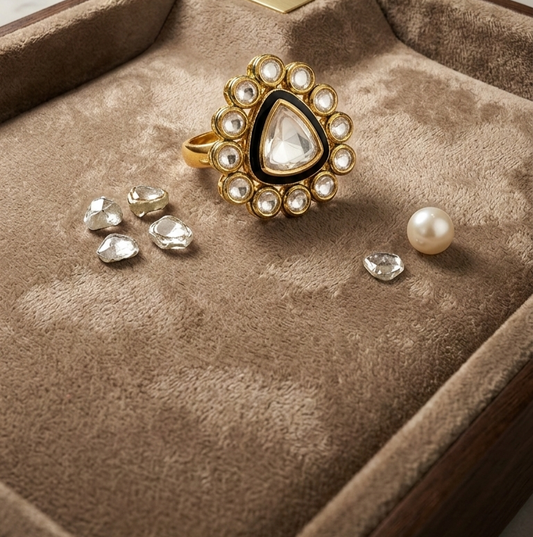 Noor Kundan Statement Ring