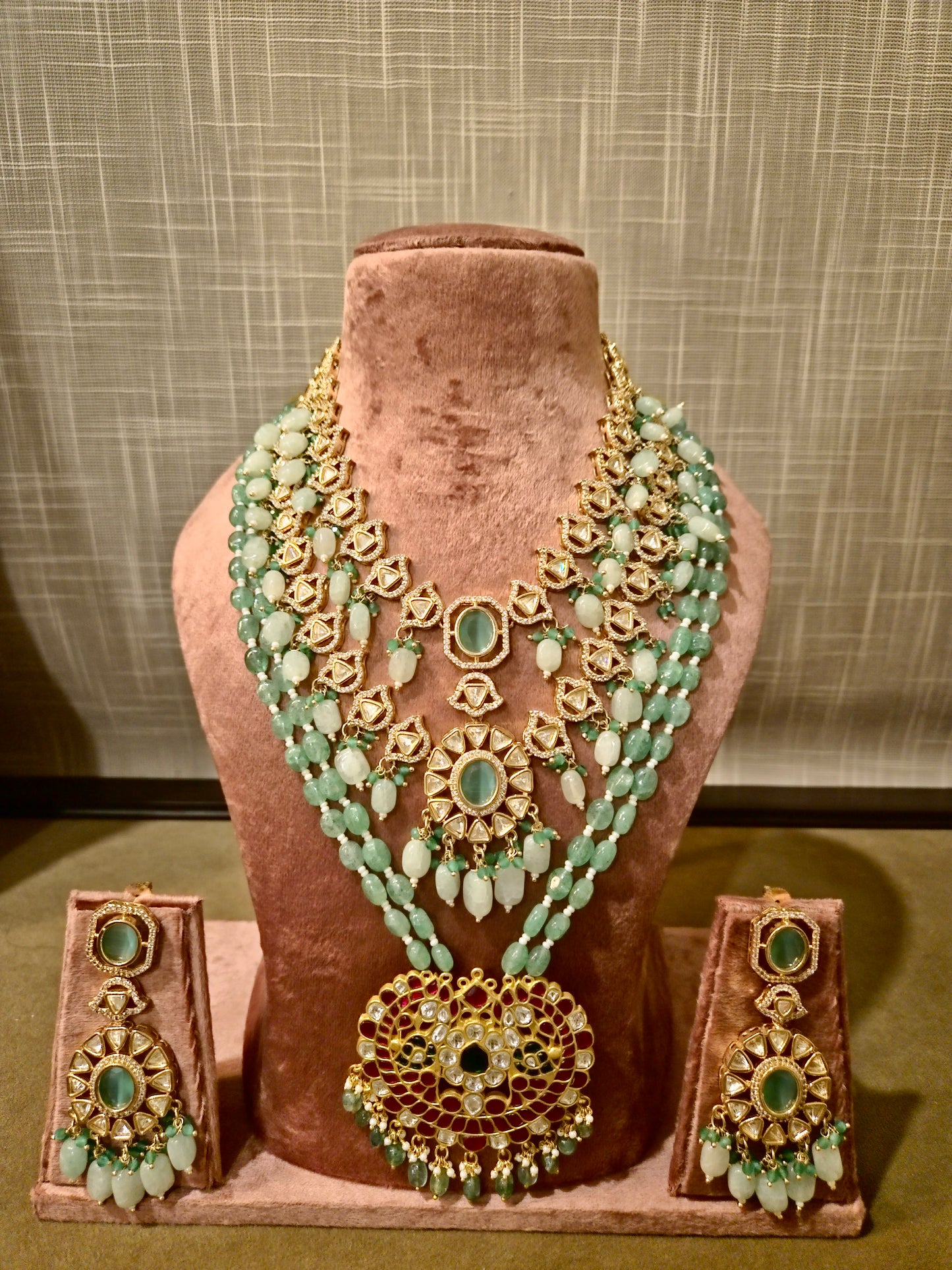 The Royal Mint & Aqua Heritage Bridal Ensemble