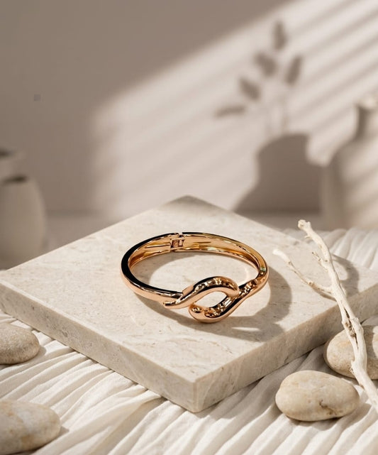Unity Linked Statement Cuff