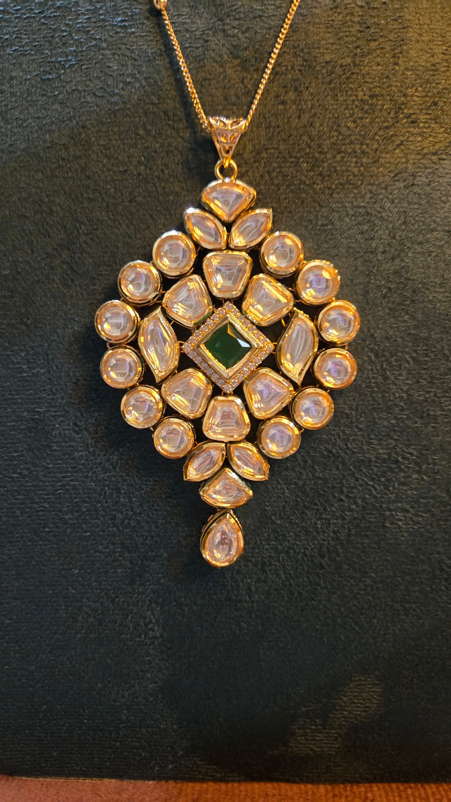 The Emerald Mosaic Long Pendant set