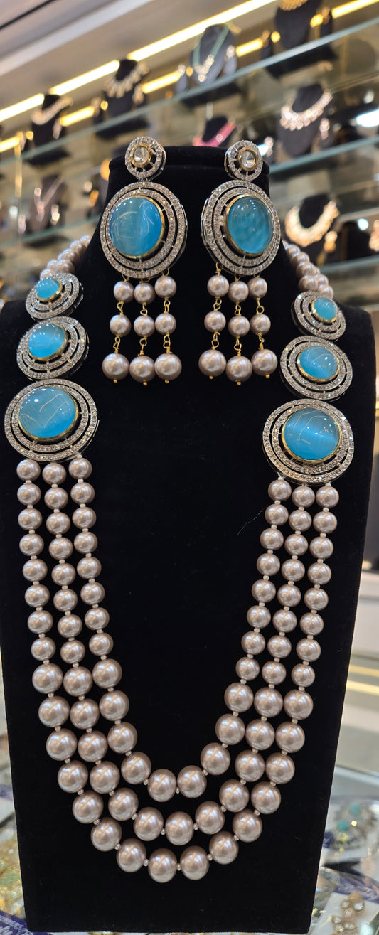 The Gilded Azure Pearl Mala Set